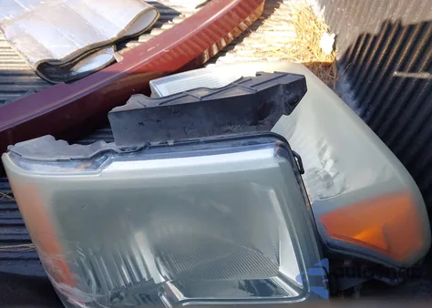 2010 Ford F-150 Fx4/Harley-Davidson/King Ranch/Lariat/Platinum/Xl/Xlt из США, поврежденный, VIN 1FTFW1EV4AFA42124